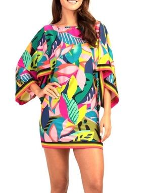 NWT Trina Turk Rainforest Tunic Dress Swim Coverup $152. Resort Size M